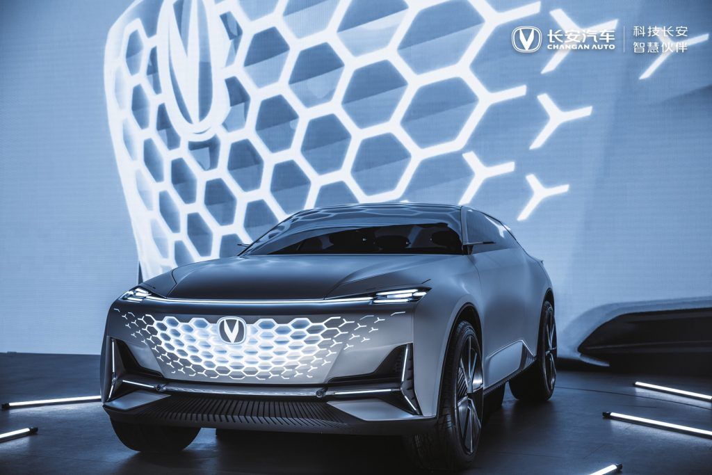 Машина v changan