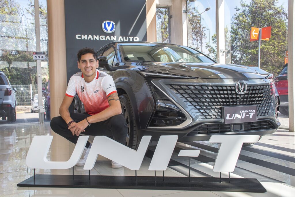 ALEJANDRO TABILO ESTRENA SU NUEVO CHANGAN UNIT Tour Motor